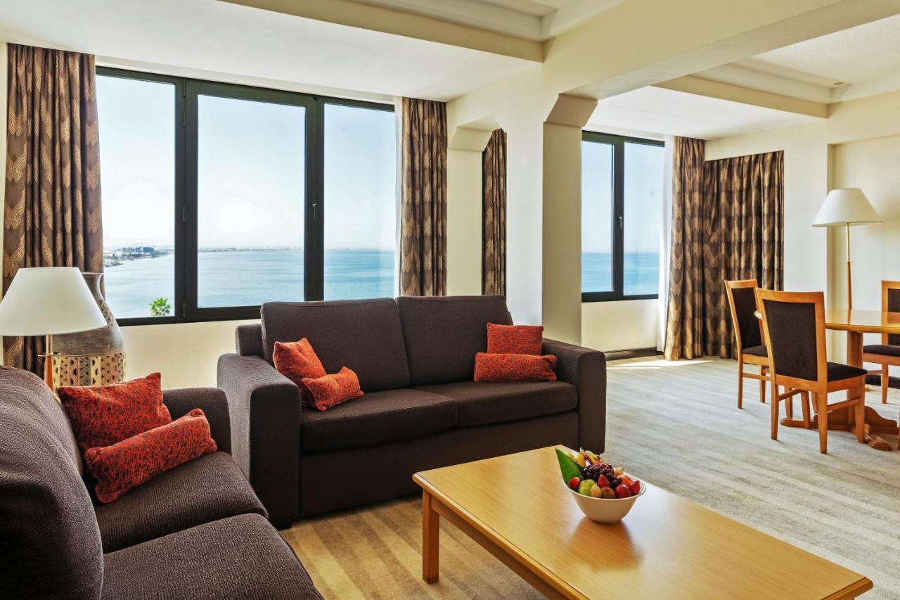 Crowne Plaza Muscat By Ihg Hotel Eksteriør billede