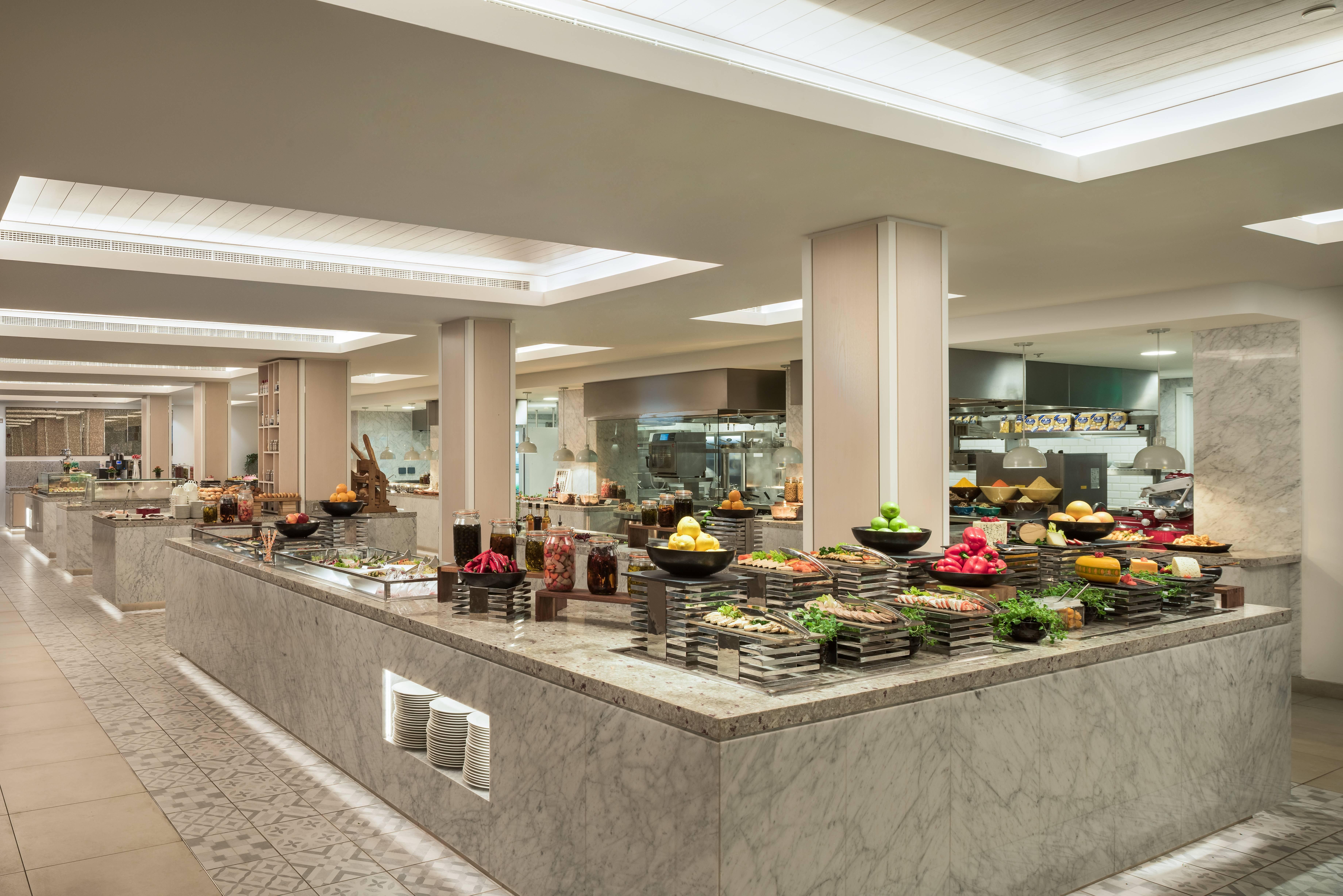 Crowne Plaza Muscat By Ihg Hotel Eksteriør billede